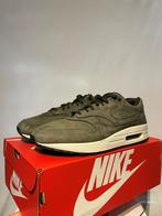 Maat 46 - Nike Air Max 1 Olive Canvas Suede, Overige kleuren, Verzenden, Nike, Nike