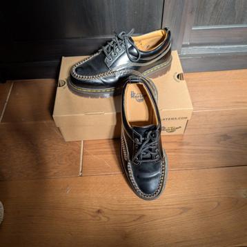 Dr. Martens x Lowell Black moc toe worn once with box beschikbaar voor biedingen