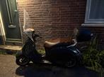 Iva scooter, Fietsen en Brommers, Snorfietsen en Snorscooters, Ophalen of Verzenden, Zo goed als nieuw, Benzine, Overige merken