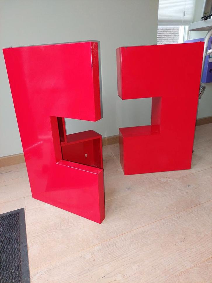 Ikea Atran Kast - Rood, Huis en Inrichting, Kasten | Overige, Gebruikt, Ophalen of Verzenden