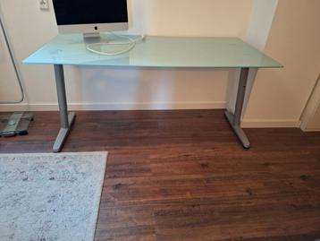  Bureau galant Ikea