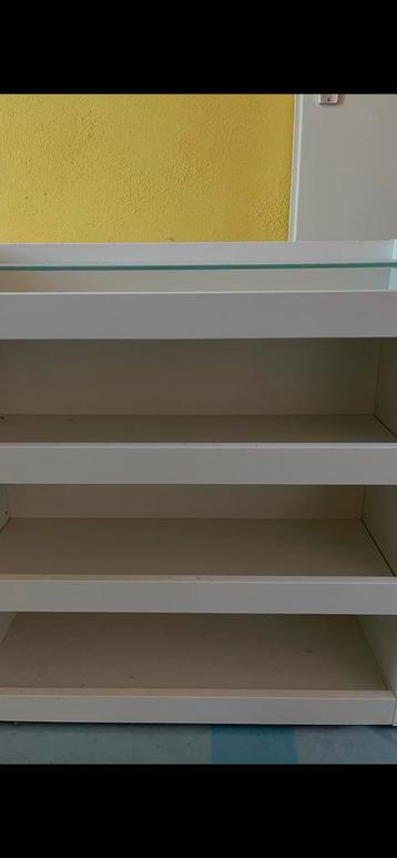 2 ikea MALM nachtkastjes met wieltjes / KERST - afbeelding 2