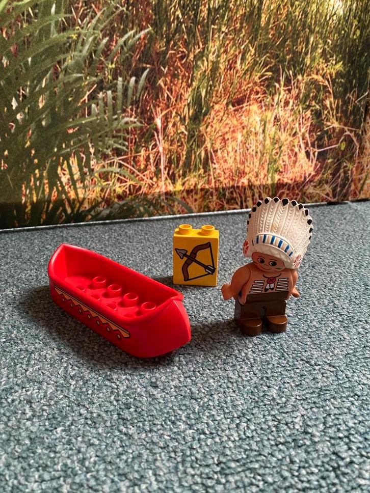 Lego Duplo Indiaan met boot, Kinderen en Baby's, Speelgoed | Duplo en Lego, Gebruikt, Duplo, Losse stenen, Ophalen of Verzenden