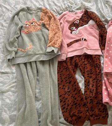 Pyjama’s beschikbaar voor biedingen