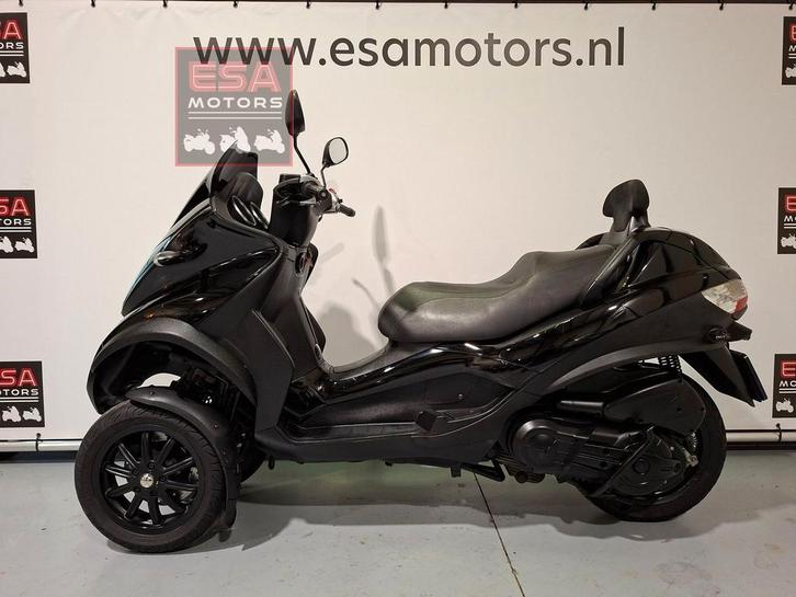 PIAGGIO MP3 400LT zwart  autorijbewijs - Akrapovic, Motoren, Motoren | Piaggio, Bedrijf, Scooter, 12 t/m 35 kW, 1 cilinder, Ophalen of Verzenden