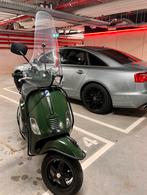 Groen Vintage Vespa met gele plaat, Fietsen en Brommers, Scooters | Vespa, Ophalen, Overige modellen, Maximaal 45 km/u, Zo goed als nieuw