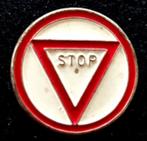 Verkeersbord speld- Stop voorrang, Verzamelen, Speldjes, Pins en Buttons, Verzenden, Zo goed als nieuw, Transport, Speldje of Pin