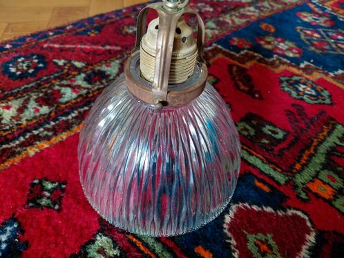 Vintage Art Deco Holophane Hanglamp met prisma kap, Antiek en Kunst, Antiek | Lampen, Ophalen of Verzenden