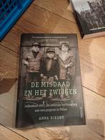 De misdaad en het zwijgen, Boeken, Oorlog en Militair, Ophalen of Verzenden, Zo goed als nieuw