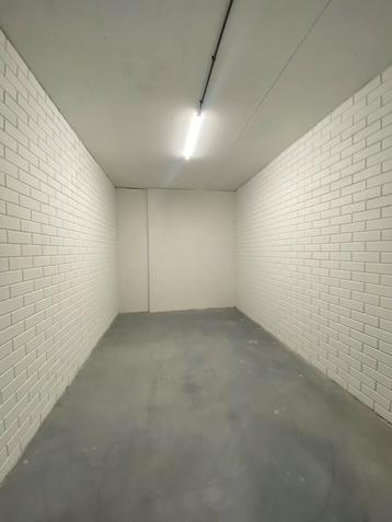 TE HUUR grote kelderbox geleden te Den Haag/ Voorburg beschikbaar voor biedingen