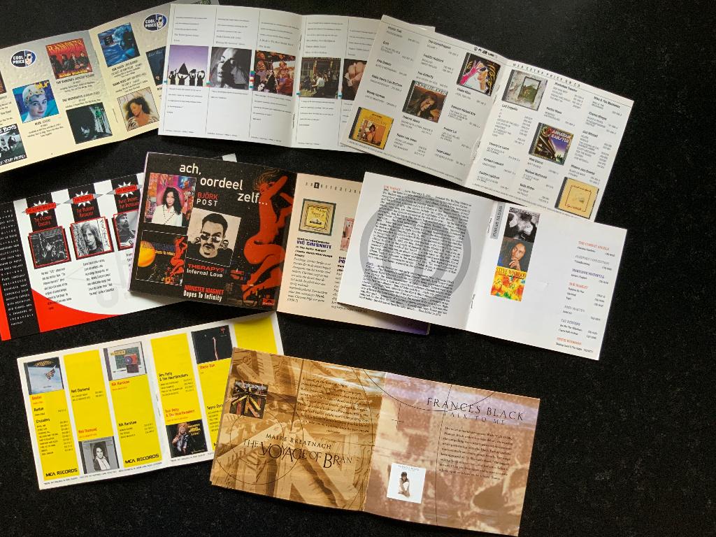 8 folders over muziek op cd., Verzamelen, Muziek, Artiesten en Beroemdheden, Ophalen of Verzenden, Zo goed als nieuw, Foto of Kaart