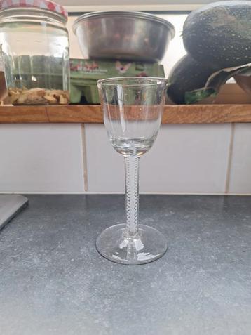 Antiek 18e Eeuws Glas met Luchtslinger beschikbaar voor biedingen