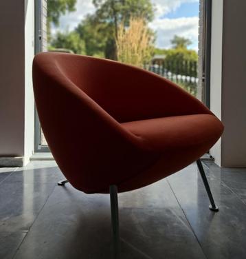 Artifort Hanna Oranje originele stof beschikbaar voor biedingen