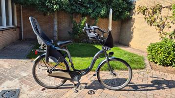 Mamafiets met 2 Yepp zitjes beschikbaar voor biedingen