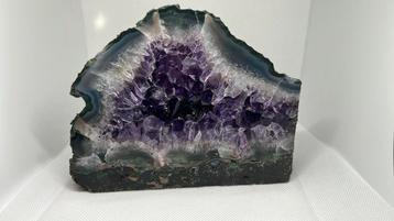 Amethist geode 2207 gram A+ kwaliteit beschikbaar voor biedingen