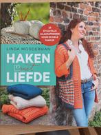 Haakboek: haken met liefde, Hobby en Vrije tijd, Patroon of Boek, Ophalen of Verzenden, Zo goed als nieuw, Haken