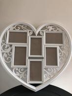 Groot wit fotolijst hartvorm 52 hoog en 58 breed, Audio, Tv en Foto, Fotografie | Fotolijsten, Ophalen of Verzenden, Zo goed als nieuw