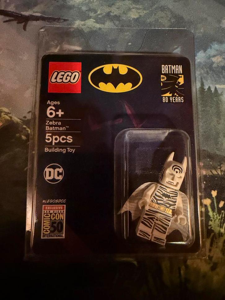 LEGO Zebra Batman Minifiguur - SDCC Exclusive, Kinderen en Baby's, Speelgoed | Duplo en Lego, Nieuw, Lego, Losse stenen, Ophalen of Verzenden
