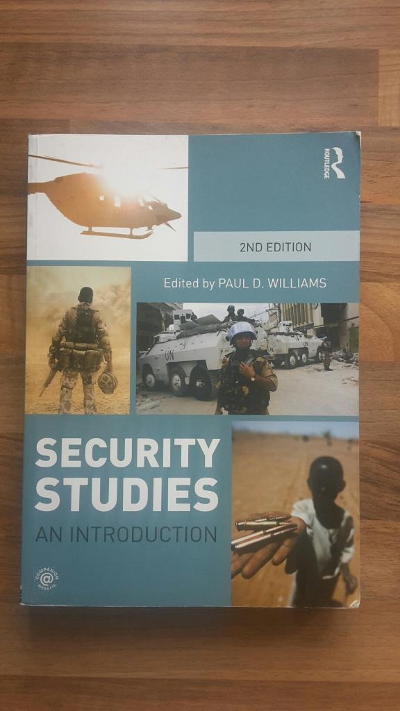 9780415782814  Security Studies 2e druk, Boeken, Studieboeken en Cursussen, Gelezen, HBO, Ophalen of Verzenden