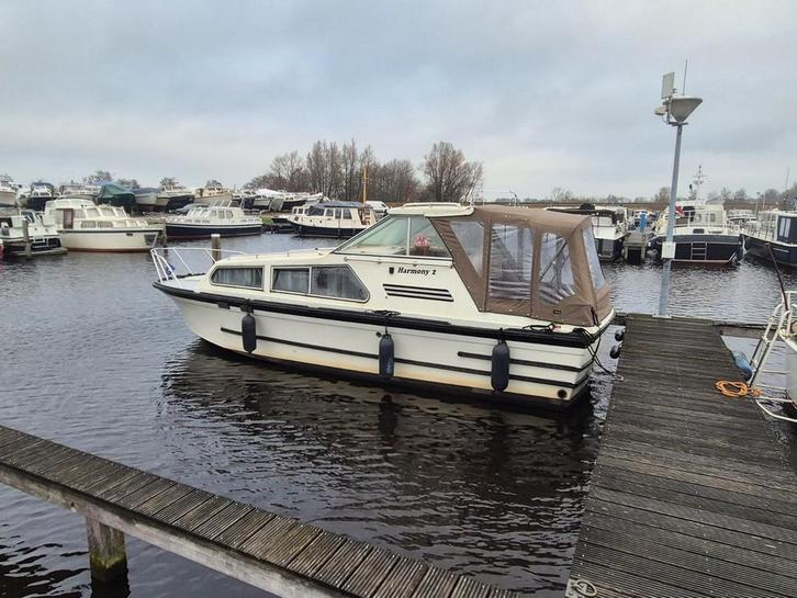 Polyester motorboot boot 8.25 zeer nette staat nanni motor, Watersport en Boten, Motorboten en Motorjachten, Zo goed als nieuw
