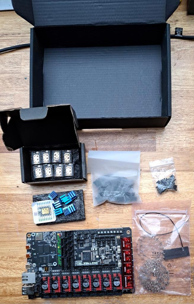 BigTreeTech Manta M8P + CB1 + 8x TMC2209, Computers en Software, 3D Printers, Gebruikt, Ingebouwde Wi-Fi, Ophalen of Verzenden