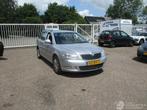 Skoda Octavia 1.4 TSI Ambition Combi (bj 2009), Auto diversen, Schadeauto's, Stationwagon, Handgeschakeld, Zilver of Grijs, 1390 cc