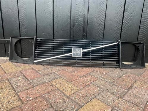 Volvo 240/244/245 grill/koplamproosters, Auto-onderdelen, Verlichting, Volvo, Gebruikt, Ophalen of Verzenden