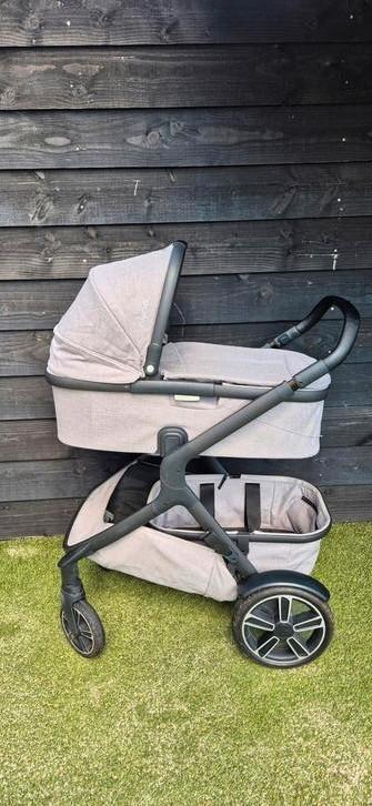 Nuna Demi Grow Frost, Kinderen en Baby's, Kinderwagens en Combinaties, Zo goed als nieuw, Overige merken, Duowagen, Ophalen
