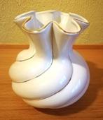 Vintage Vaas keramiek wit / goud € 17,50, Ophalen of Verzenden