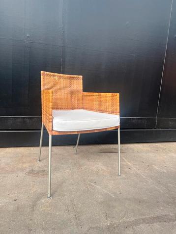 Tiba Label, Gerard van den Berg, 6x rotan / rieten stoelen beschikbaar voor biedingen