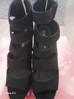 Graceland damesschoenen, Kleding | Dames, Schoenen, Ophalen of Verzenden, Zo goed als nieuw, Zwart, Schoenen met hoge hakken