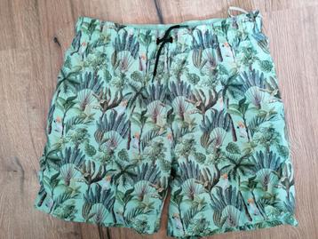 Zwemshort mt 170/176 beschikbaar voor biedingen