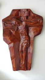 Robuust KRUISBEELD <> Handgevormd KERAMIEK 34 x 21 cm., Ophalen of Verzenden, Gebruikt, Beeld(je), Christendom | Katholiek
