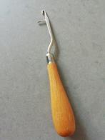 Smyrna naald / Knoopnaald met houten handvat, Hobby en Vrije tijd, Ophalen of Verzenden, Gebruikt, Breien of Haken, Naald