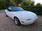 Mazda Miata MX5 1.6i-16V NA, Auto's, Achterwielaandrijving, Zwart, Cabriolet, Wit
