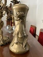 Bronzen vaas, Ophalen, Brons