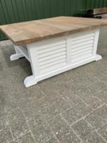 SALONTAFEL LOUVRE 4 KANT 100 X 100 CM TEAK ACTIE PRIJS beschikbaar voor biedingen