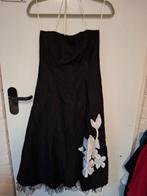 Elegante zwarte galajurk maat L met bloemendetails, Kleding | Dames, Gelegenheidskleding, Ophalen of Verzenden, Zo goed als nieuw