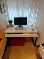 Mooi bureau met diepe lade, Huis en Inrichting, Ophalen