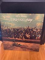 LP vinyl Neil Young - time fades away, Ophalen of Verzenden, Zo goed als nieuw
