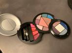 Leuk rond Make-Up doosje van het merk Casuelle., Ophalen of Verzenden, Zo goed als nieuw, Gehele gezicht, Make-up
