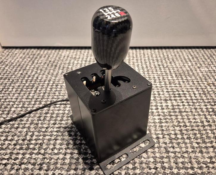 USB shifter 6-H +R, handgeschakelde versnellingspook, Computers en Software, Joysticks, Zo goed als nieuw, Ophalen of Verzenden
