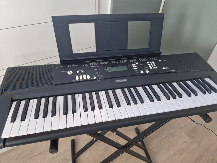 Yahama Keyboard, Muziek en Instrumenten, Keyboards, Zo goed als nieuw, 61 toetsen, Ophalen