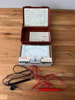 Vintage multimeter Novotest 2 model TS141. Nette staat., Doe-het-zelf en Verbouw, Meetapparatuur, Gebruikt, Ophalen of Verzenden