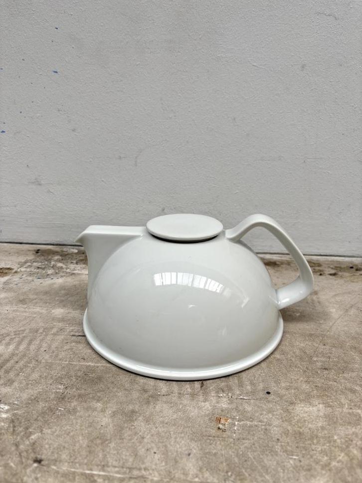 Exclusief Theeservies van Piet Stockmans, Huis en Inrichting, Keuken | Servies, Zo goed als nieuw, Overige typen, Effen, Porselein