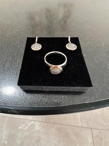 Zinzi Zilveren Sieradenset Ring + Oorbellen beschikbaar voor biedingen