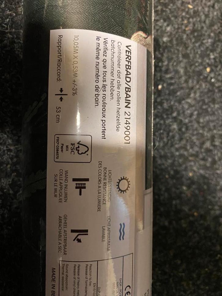 Behang groen met bloemen 3 rollen 30m, Huis en Inrichting, Stoffering | Behang, Roze, minder dan 10 m², Ophalen of Verzenden