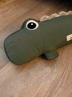 Done by deer krokodil knuffel activity zo goed als nieuw, Kinderen en Baby's, Speelgoed | Knuffels en Pluche, Ophalen, Zo goed als nieuw