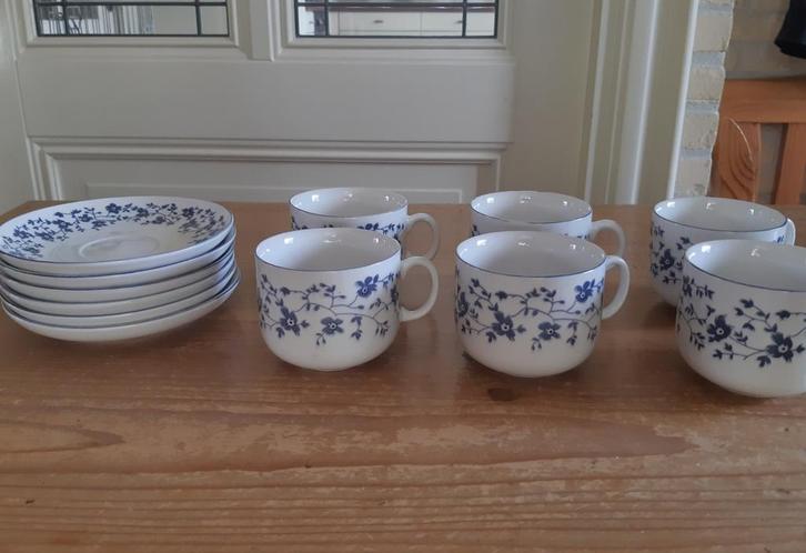 Kop en Schotel 6 x, Huis en Inrichting, Keuken | Servies, Kop(pen) en/of Schotel(s), Overige stijlen, Aardewerk, Ophalen