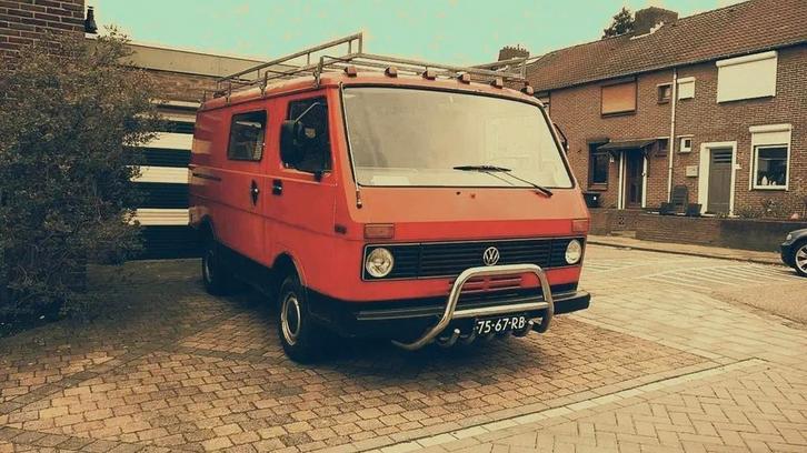 Volkswagen LT 28 1976, Auto's, Bestelauto's, Particulier, Volkswagen, Benzine, Handgeschakeld, Origineel Nederlands, Rood, Achterwielaandrijving